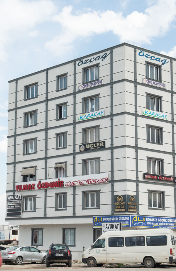Özçağ Plaza